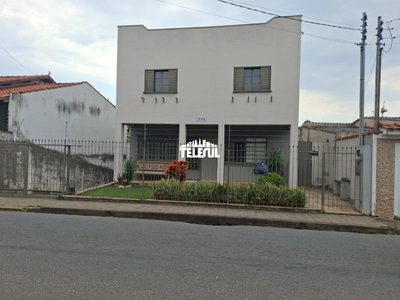Casa, 3 quartos, 394 m² - Foto 1