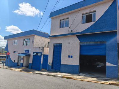 Sobrado, 3 quartos, 450 m² - Foto 1
