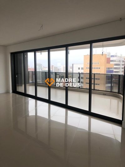 Apartamento, 4 quartos, 253 m² - Foto 4