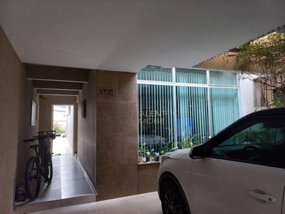 Sobrado, 3 quartos, 200 m² - Foto 1