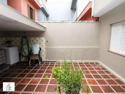 Sobrado, 3 quartos, 253 m² - Foto 1