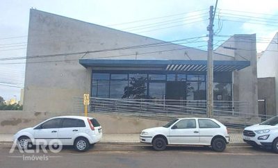 Loja-Salão, 300 m² - Foto 1