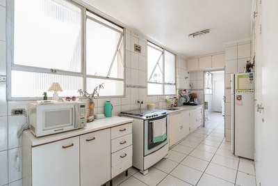 Apartamento, 3 quartos, 144 m² - Foto 2
