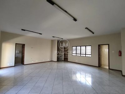 Prédio Inteiro, 66 m² - Foto 1
