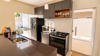 Casa, 3 quartos, 218 m² - Foto 4