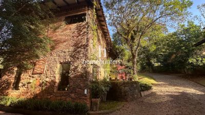 Chácara, 3 quartos, 2058 m² - Foto 1