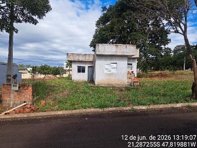 Casa, 2 quartos, 256 m² - Foto 1