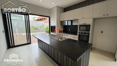Casa, 3 quartos, 180 m² - Foto 2