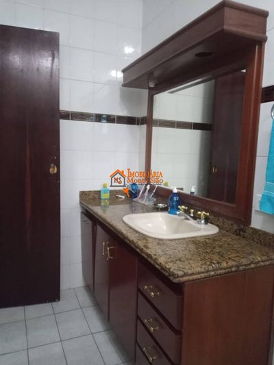 Sobrado, 3 quartos, 256 m² - Foto 4