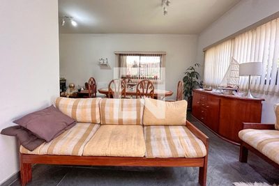 Casa, 3 quartos, 270 m² - Foto 4