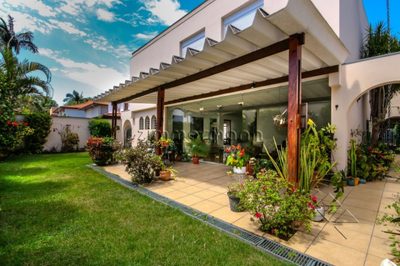 Casa, 4 quartos, 329 m² - Foto 1