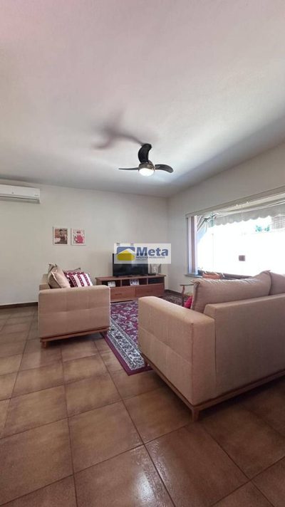 Casa, 2 quartos, 157 m² - Foto 1