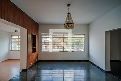 Casa, 5 quartos, 318 m² - Foto 2