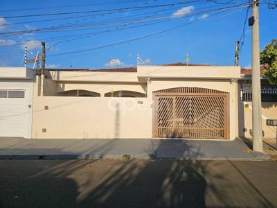 Casa, 3 quartos, 163 m² - Foto 2