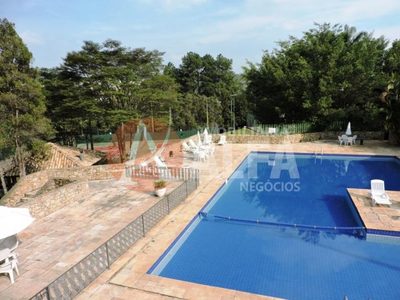 Casa, 4 quartos, 553 m² - Foto 1