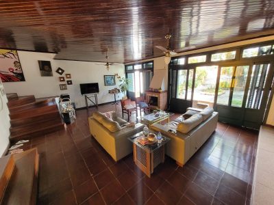 Casa, 3 quartos, 251 m² - Foto 3