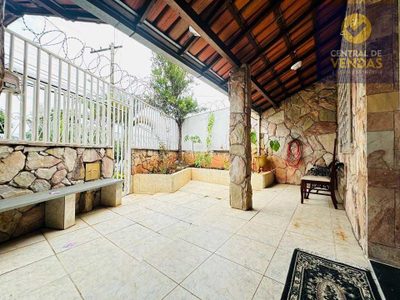Casa, 3 quartos, 194 m² - Foto 4