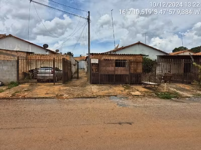 Casa, 2 quartos, 140 m² - Foto 1