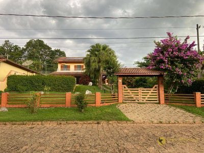 Casa, 3 quartos, 329 m² - Foto 1