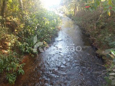 Sítio, 3 quartos, 250 m² - Foto 2