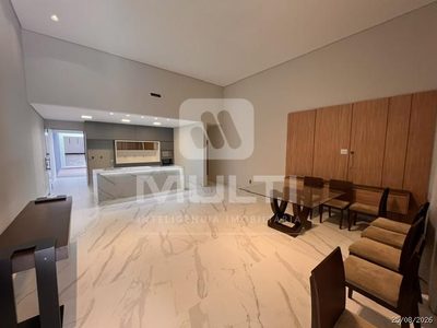 Casa, 3 quartos, 284 m² - Foto 2
