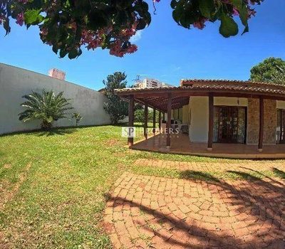 Casa, 4 quartos, 261 m² - Foto 2