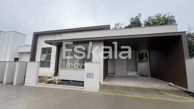 Casa, 3 quartos, 182 m² - Foto 1