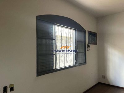 Casa, 4 quartos, 353 m² - Foto 2