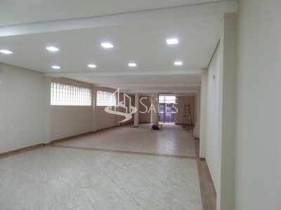 Sobrado, 3 quartos, 310 m² - Foto 1