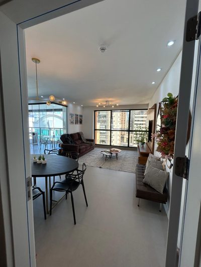 Apartamento, 3 quartos, 130 m² - Foto 2