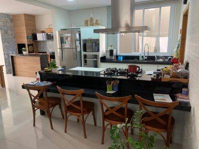Casa, 3 quartos, 250 m² - Foto 3