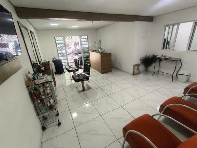 Sobrado, 2 quartos, 300 m² - Foto 1