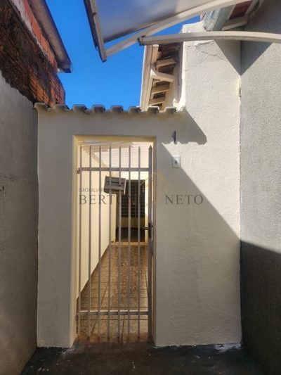 Casa, 2 quartos, 70 m² - Foto 1