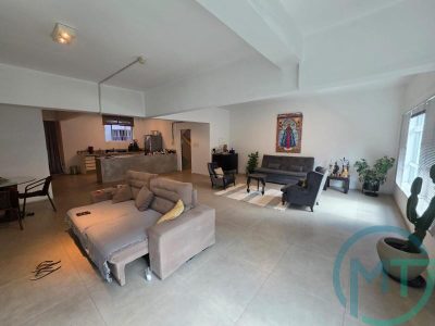 Apartamento, 1 quarto, 130 m² - Foto 1