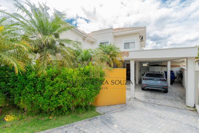 Casa, 4 quartos, 181 m² - Foto 1