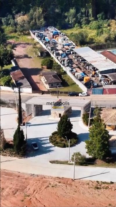 Loteamento e Condomínio, 161 m² - Foto 1
