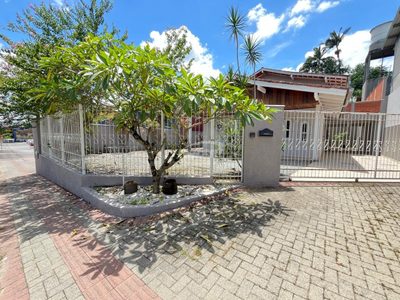 Casa, 4 quartos, 180 m² - Foto 5