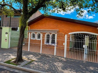 Casa, 3 quartos, 177 m² - Foto 2