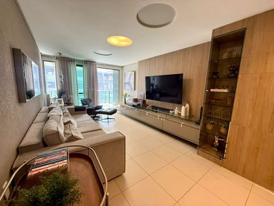 Apartamento, 3 quartos, 133 m² - Foto 1