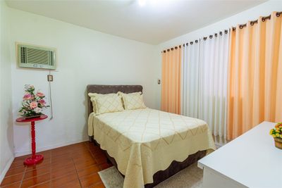 Casa, 3 quartos, 300 m² - Foto 1