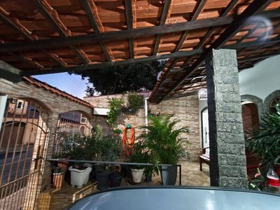 Casa, 5 quartos, 143 m² - Foto 3