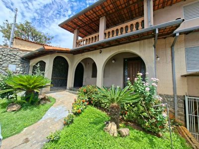 Casa, 5 quartos, 350 m² - Foto 1