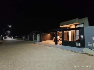 Casa, 3 quartos, 220 m² - Foto 2