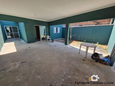 Casa, 2 quartos, 200 m² - Foto 1