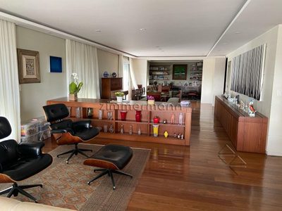 Apartamento, 3 quartos, 236 m² - Foto 5