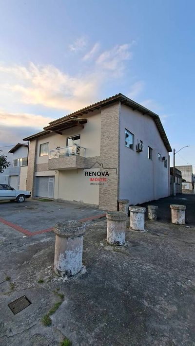 Casa, 4 quartos, 340 m² - Foto 1