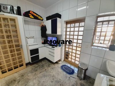 Casa, 3 quartos, 230 m² - Foto 1