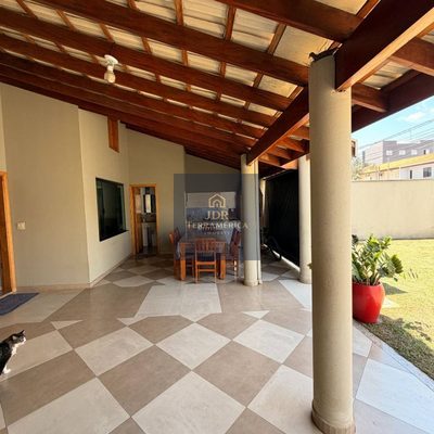 Casa, 3 quartos, 185 m² - Foto 1