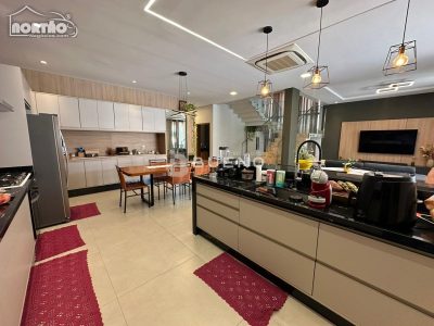 Casa, 269 m² - Foto 3