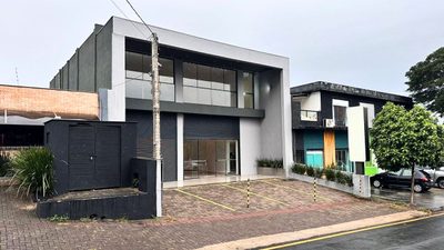 Loja-Salão, 340 m² - Foto 1